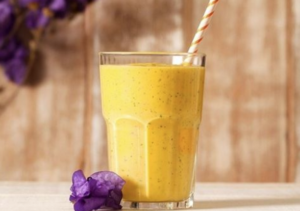 Shake de manga e cardomomo