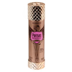 Pernas maravilhosas. O spray é maquiagem que deixa a pele com aspecto natural.