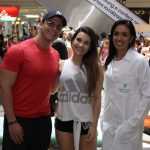 Ricardo Lopes, Monique Frota e a fisioterapeuta Amanda Ferreira