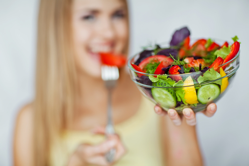 Vegetais, frutas e legumes ricos em proteína dispensam alimentos de origem animal para uma alimentação saudável. (Fonte: Banco de Imagens)