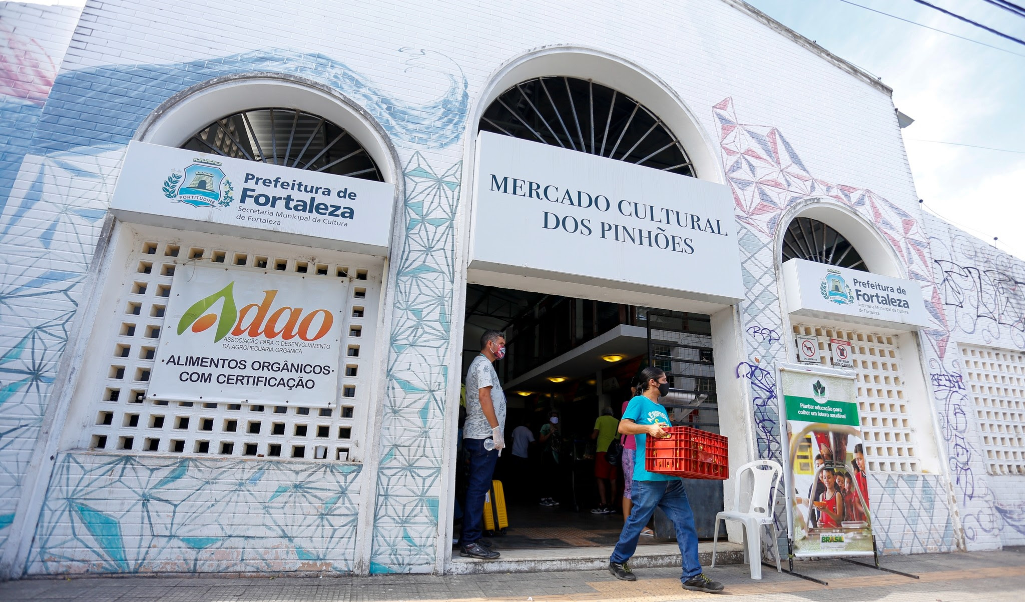 A Feira de Produtos Orgânicos acontece todas as terças-feiras. (Foto: Site reprodução Prefeitura de Fortaleza)