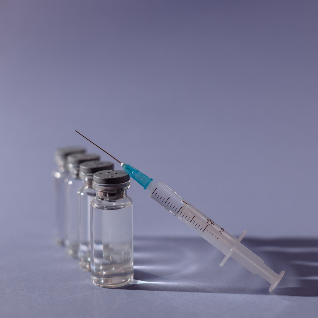 Os dados reforçam que todas as quatro vacinas conferem proteção adicional contra desfechos graves de Covid-19. Foto: Canva pro.